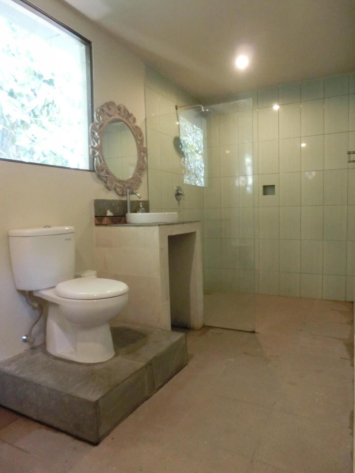 Latugu Homestay Ubud Номер фото